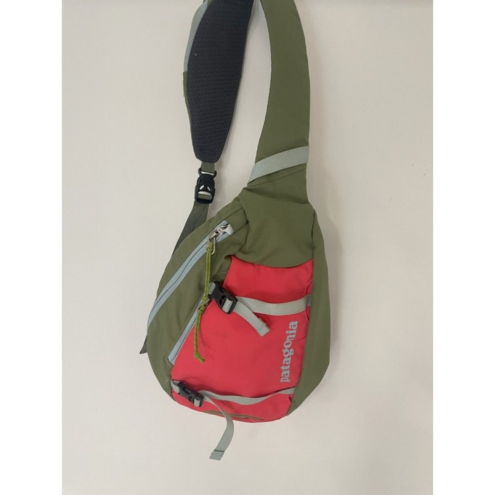 Patagonia Atom Sling Bag 8L Olive Hiking Biking Belt Bag Pack - Picture 1 of 7